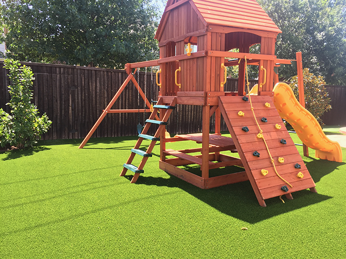 Playscape - Artificial Grass(4)